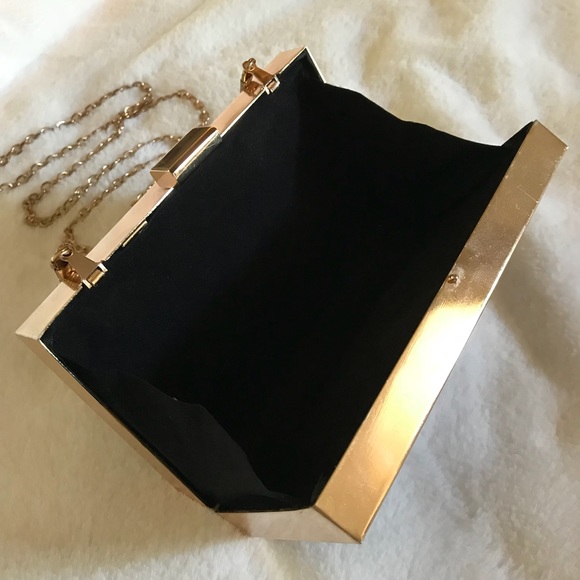 Crystal encrusted box clutch - Picture 3 of 8